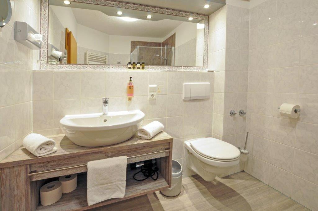 Hotel Grasberger Hof Gmbh Bagian luar foto